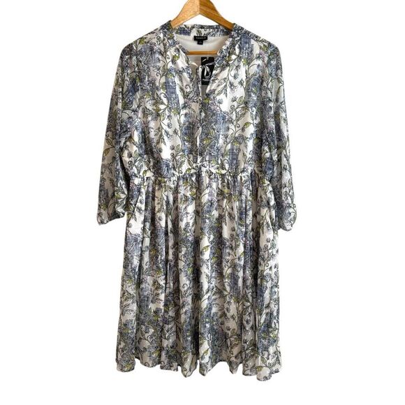 Torrid Mini Clip Dot Front Keyhole White and Blue Floral Dress Torrid Size 1 NWT - Picture 4 of 9